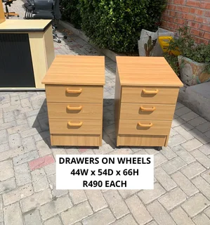 Draw Cabinets On Roller Wheels For Sale