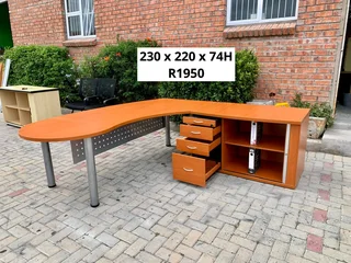EXCELLENT QUALITY WORK STATION L SHAPE DESK AND CABINET FOR SALE