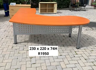 EXCELLENT QUALITY WORK STATION L SHAPE DESK AND CABINET FOR SALE