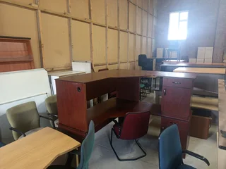 WE BUY AND SELL OFFICE FURNITURE