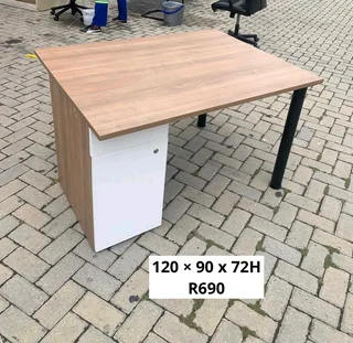Work Station Desk For Sale