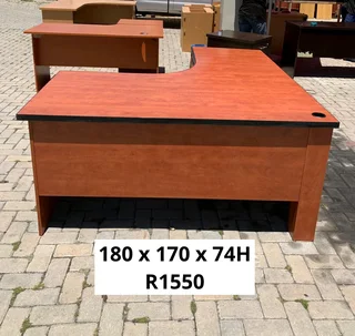 EXCELLENT QUALITY WORK STATION L SHAPE DESK