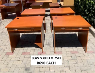 Excellent Quality Work Station Desk&#39;s For Sale