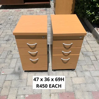 Draw Cabinets On Roller Wheels For Sale