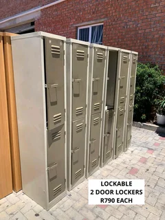 GOOD QUALITY METAL LOCKABLE LOCKERS FOR SALE