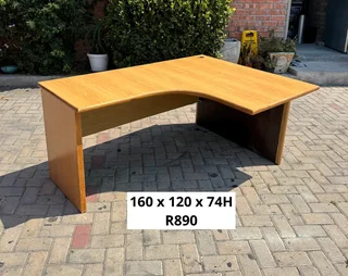 Excellent Quality Work Station L Shape Desk