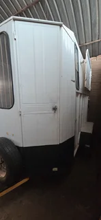 Nutti Export 2 berth horsebox