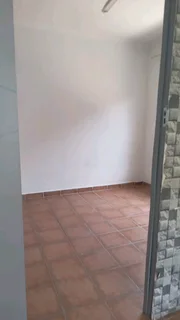 Outbuilding to let in Redfern(Phoenix)