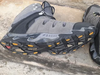 Meindl mens hiking boots