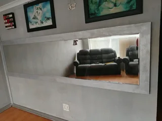 Mirror 2,8 meter long and 800 mm wide for R600