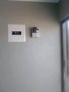 Experienced electrician