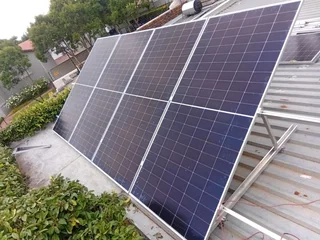 Electrician and electric fence technician