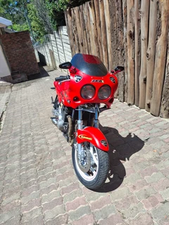 Kawasaki ZRX 400