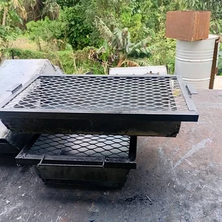 Steel plate Braaistand