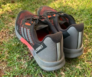 Adidas Terrex 320 trail Shoes Size UK12