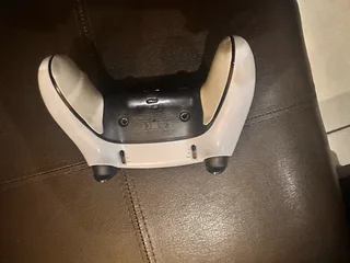 White Ps5(Standard Disc Edition)+White Dualsense Edge Pro Controller