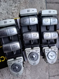 Mercedes benz W205 and W204 grill