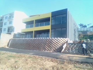 BRICKLAYING, PLASTER, PAINT, PLUMBING, CONCRETE, DOORS, CEILINGS, TILING, ROOFING, Renovations.