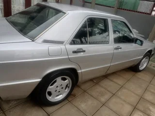 1993 Mercedes-Benz 190-Series Sedan