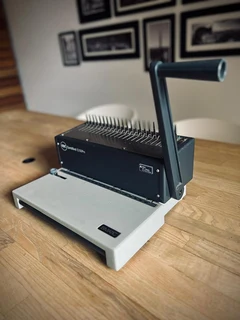 GBC CombBind C150Pro Manual Page Binder