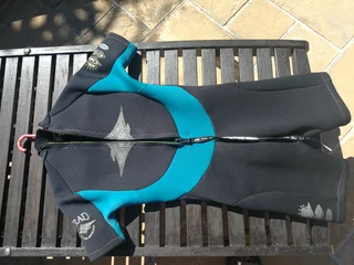 Wetsuit - Youth - Ripcurl - Size 16