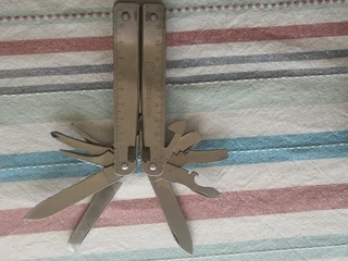 Victorinox Swiss Tool - Multitool with pouch