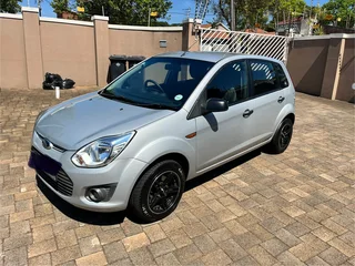 Ford Figo 1.4 Petrol