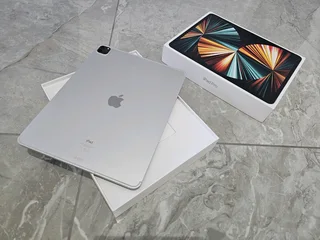 Apple Ipad Pro M1 Chip 12.9 inch 5th Gen 256 Gb Wifi and Cellular