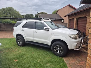 2011 Toyota Fortuner SUV