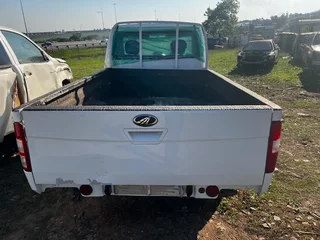 2017 Mahindra Genio 2.2CRDe mHawk Single Cab (Accident-damaged)