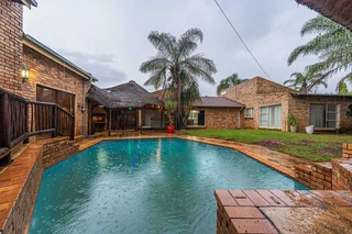 LARGE FAMILY HOME TO RENT IN RANGEVIEW