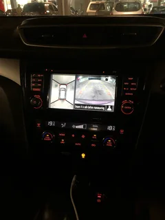 Beautiful 2015 NISSAN X TRAIL 2.5 SE 4X4 CVT (T32) AUTOMATIC TRANSMISSION (160,000 km)