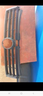 Polo Vivo 2014-2018 Top Grille