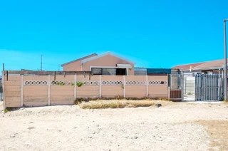 Amazing 3 Bedroom home for Sale in a Quiet pocket in Eastridge!!