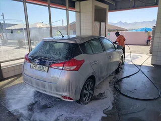 Toyota yaris low kilometers