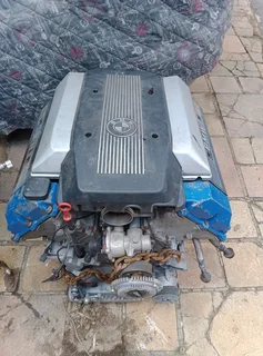 BMW M60 Engine
