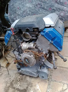 BMW M60 Engine
