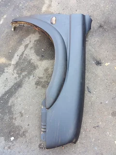 Mitsubishi Colt R/F Fender