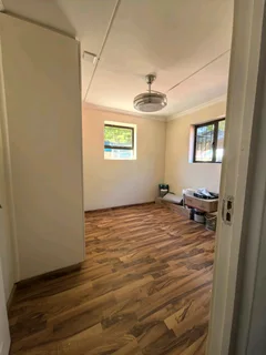 2 Bed, 2 Bath Upmarket Apartment to rent