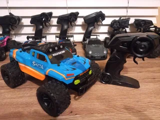 RC Cars R550