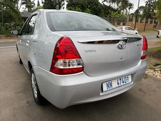 Toyota Etios 1.5 SX * 9000 KMS *