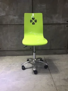 New Kids Study Chair