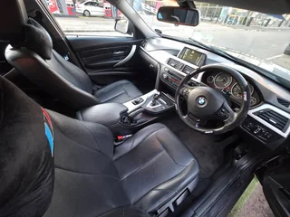 2013 BMW 320i F30 Automatic