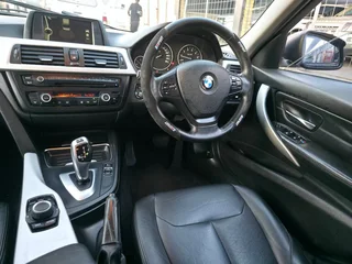 2013 BMW 320i F30 Automatic