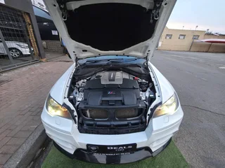 2011 BMW X6 M