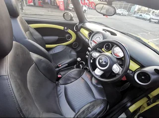 2009 Mini Cooper S Convertible - 1.6 Turbo