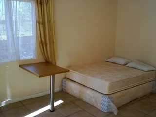 Blairgowrie, Randburg - Studio bachelor garden cottage available immediately