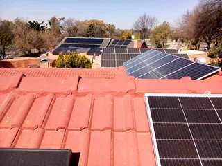 Blairgowrie, Randburg - Studio bachelor garden cottage available immediately