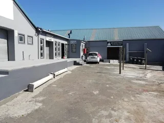 Storage Wynberg 3.5m2 R850 per month