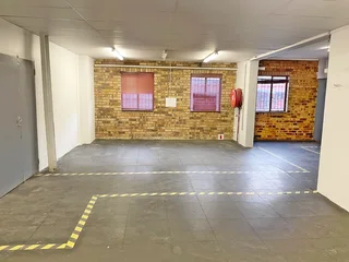 328 SQM MINI INDUSTRIAL WAREHOUSE IN KYA SAND, RANDBURG, JOHANNESBURG.